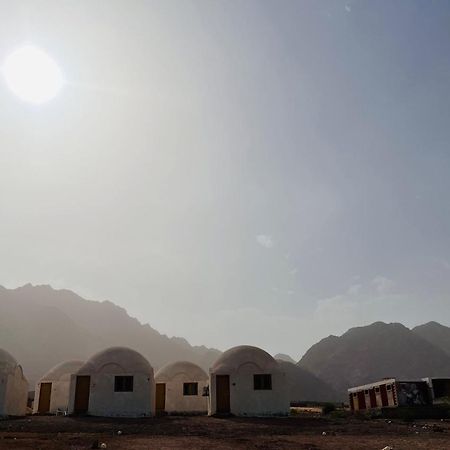Abdo Caribbean Camp Hotel Nuweiba‘ el Muzeinah Exterior foto