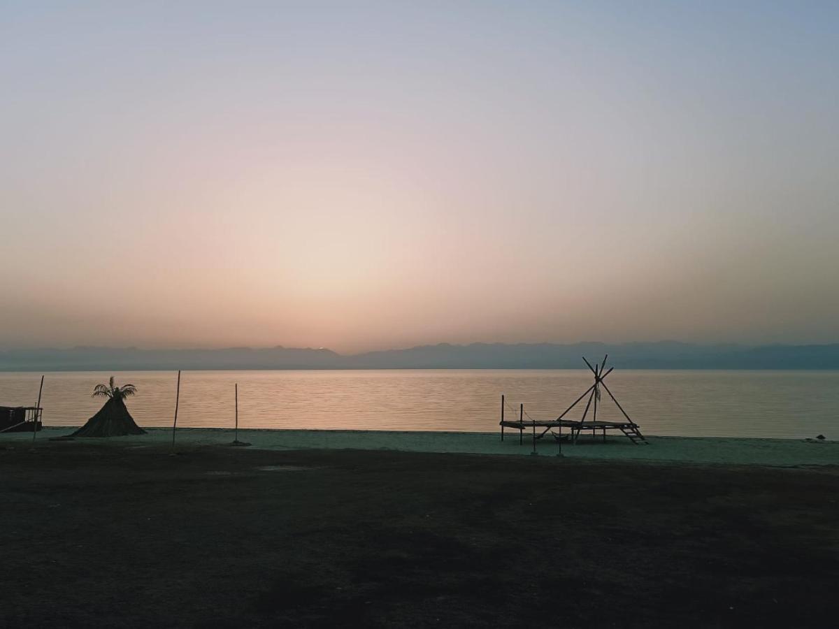 Abdo Caribbean Camp Hotel Nuweiba‘ el Muzeinah Exterior foto